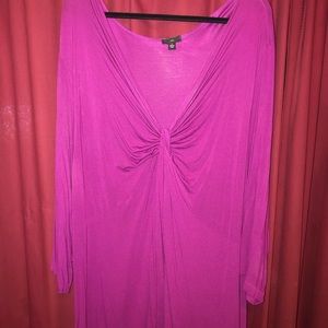 Woman’s knot front tunic.